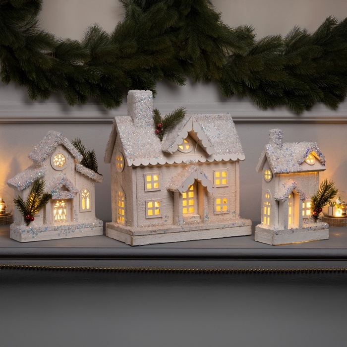 Фигура деревянная  Фигура деревянная "Изба белая", 30х15х34 см, 5 LED, батарейки AAx2 (не в комплекте), свечение теплое белое