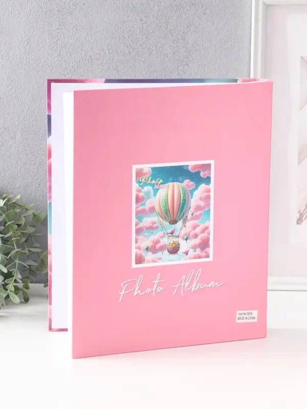 Фотоальбом на 400 фото10х15 см Фотоальбом на 400 фото10х15 см"Воздушный шар и птица" в коробке тисн.золото 6х27,5х33,5 см
