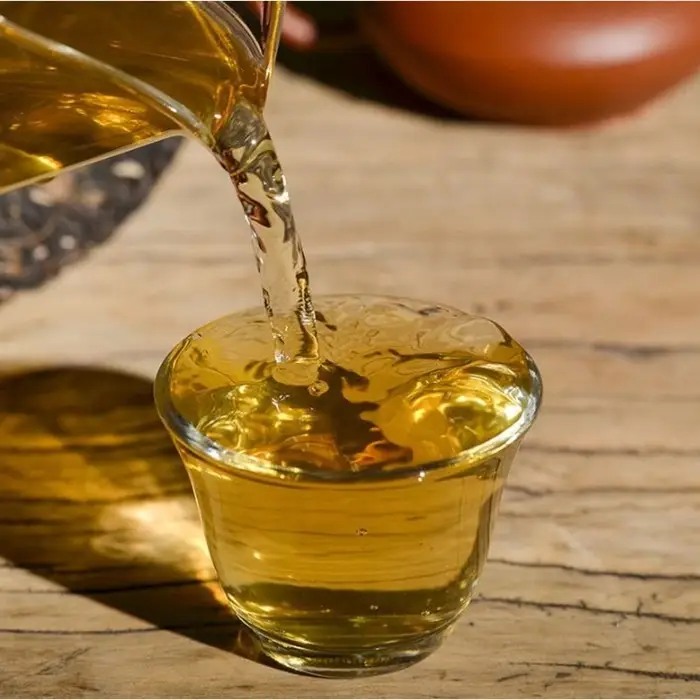 Чай зелёный китайский выдержанный &laquo;Шен Пуэр. Chuansh&igrave; y&igrave;nj&igrave;&raquo;, 2017 г, блин, 357 г