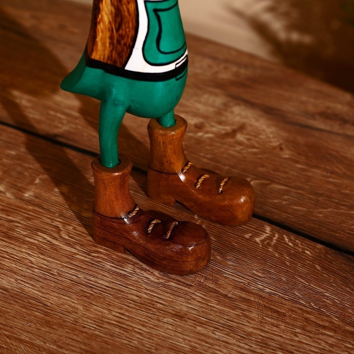 Сувенир Сувенир "Утка в комбинезоне" дерево 27 см