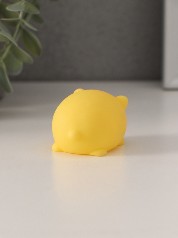 Ночник "Толстопуз" 2Вт LED LR44  желтый 6х5х4см