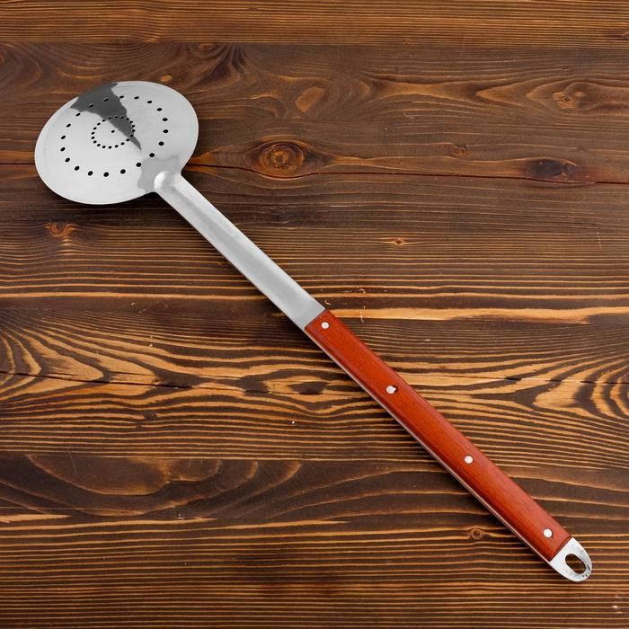 Шумовка для казана узбекская 65см, диаметр 16см, с деревянной ручкой Шумовка для казана узбекская 65см, диаметр 16см, с деревянной ручкой