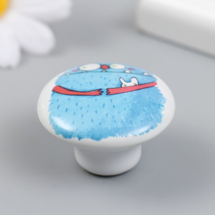 Ручка для шкатулки керамика, металл Ручка для шкатулки керамика, металл "Голубой монстрик с зайкой" 3,8х3,8х2,8 см