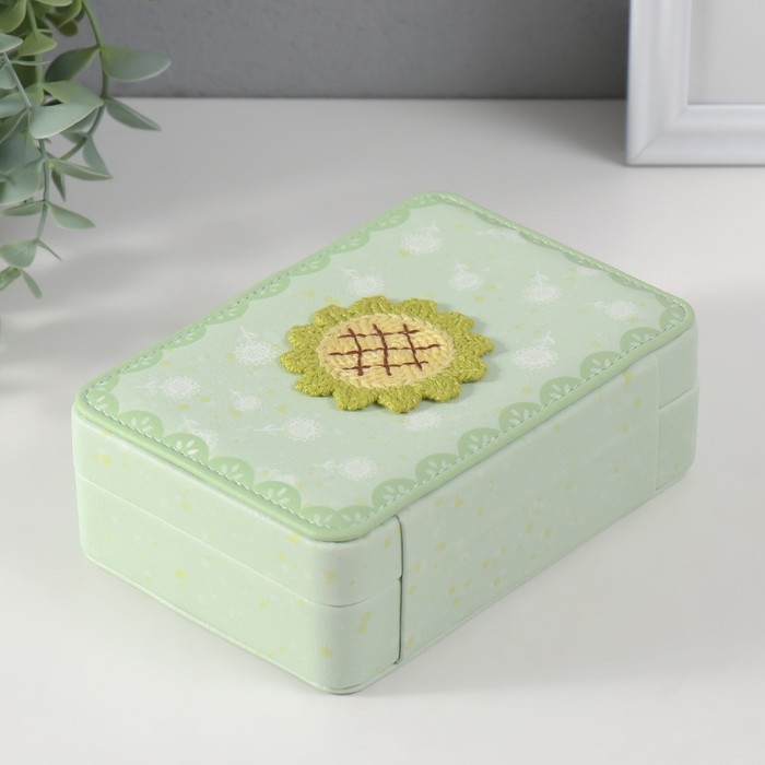 Шкатулка кожзам для украшений  Шкатулка кожзам для украшений "Зелёный подсолнух" 11х16х5,5 см