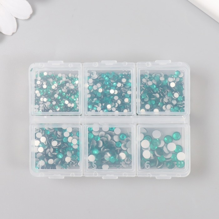 Декор для творчества стекло Декор для творчества стекло "Стразы. Голубой циркон" d=2-4,8 мм н-р 1188 шт 6х8х1,5 см