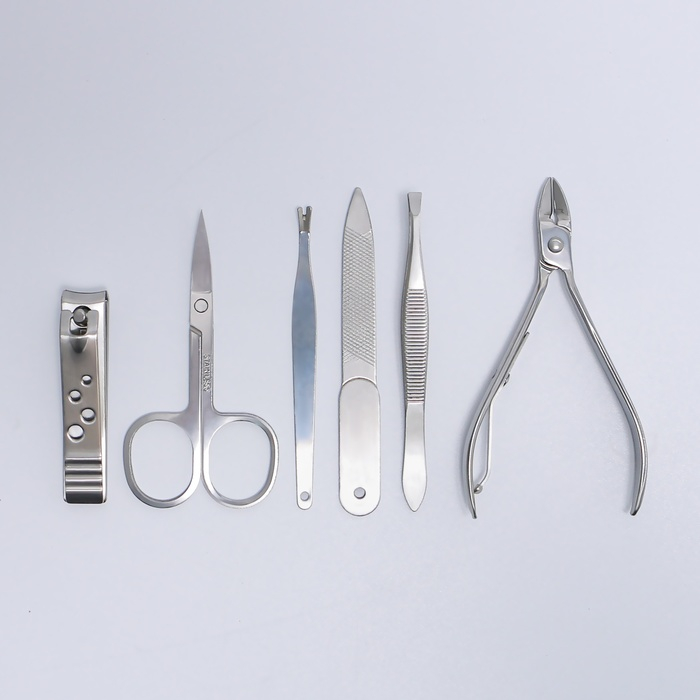 Набор маникюрный «Рептилия», 6 предметов, в футляре, цвет коричневый