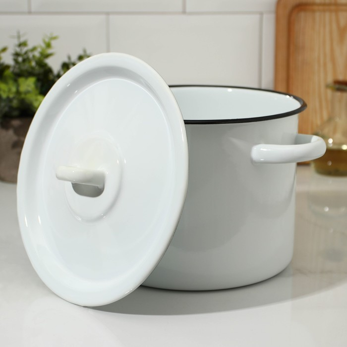 Кастрюля цилиндрическая эмалированная, 3,5 л, цвет белый Кастрюля цилиндрическая эмалированная, 3,5 л, цвет белый