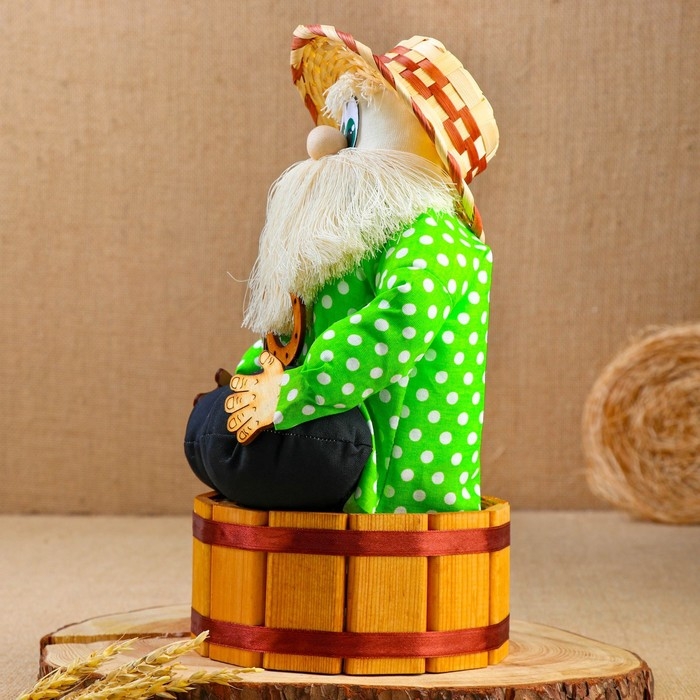 Оберег - домовой Оберег - домовой "Берендей в шляпе, сидит на бочке", h = 30 см, d = 19, микс