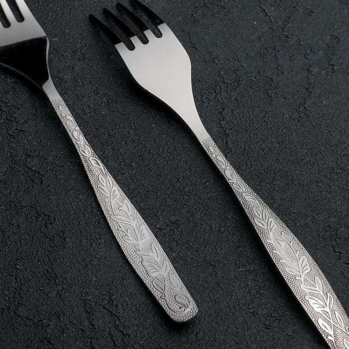 Вилка десертная «Уралочка», длина 17,5 см, толщина 2 мм, цвет серебряный Вилка десертная «Уралочка», длина 17,5 см, толщина 2 мм, цвет серебряный