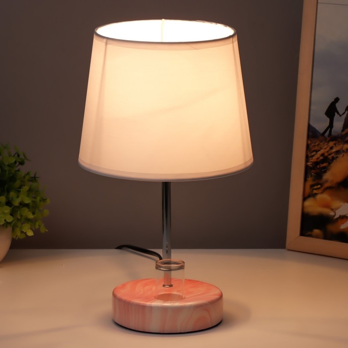 Настольная лампа  Настольная лампа "Аэлита" 1х40Вт E14 розовый 18х18х31см RISALUX