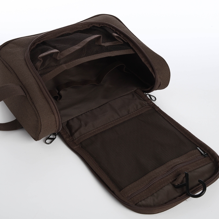 Косметичка на молнии, цвет коричневый Косметичка на молнии, цвет коричневый