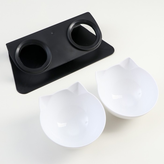 Миски пластиковые на чёрной подставке 27,5 х 14 х 15 см белые Миски пластиковые на чёрной подставке 27,5 х 14 х 15 см белые