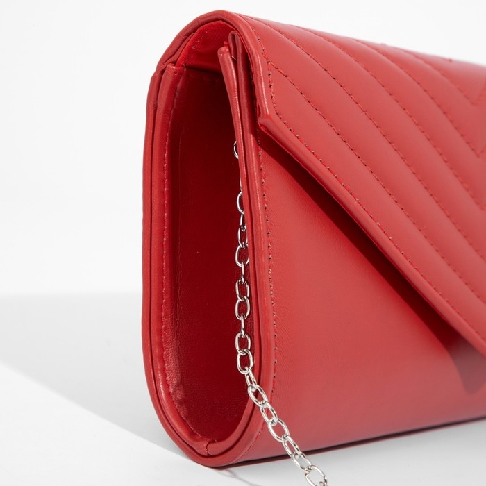 Сумка-клатч на клапане, цвет красный