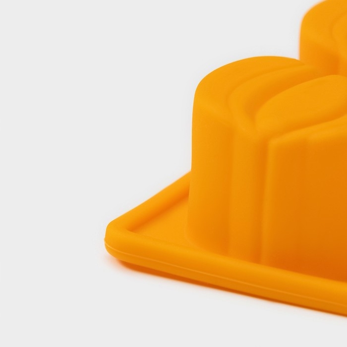 Форма для конфет и шоколада Доляна «Тыковка», силикон, 23×9,5×2,4 см, 12 ячеек (3,2×3,3 см), цвет оранжевый Форма для конфет и шоколада Доляна «Тыковка», силикон, 23×9,5×2,4 см, 12 ячеек (3,2×3,3 см), цвет оранжевый