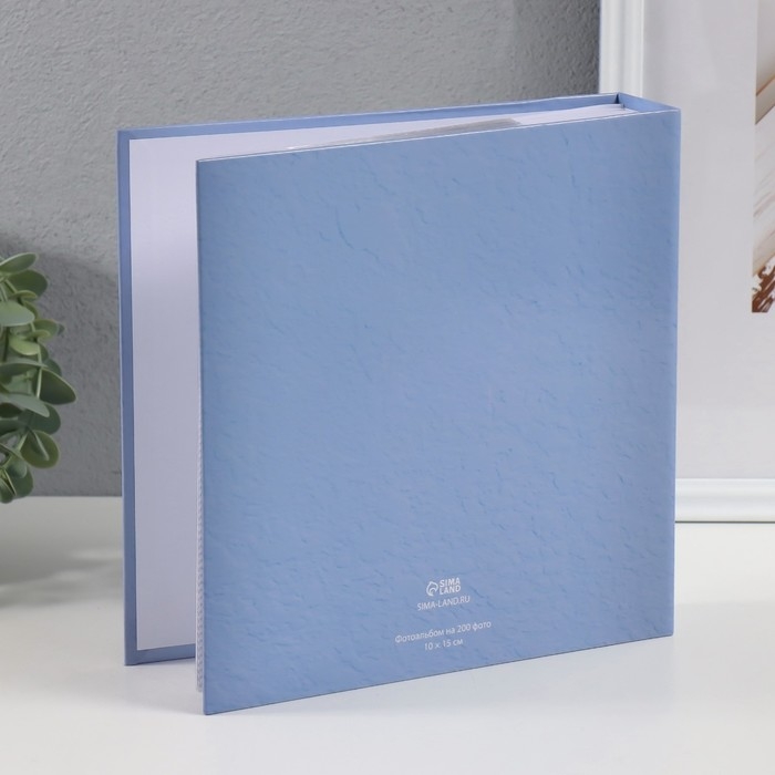 Фотоальбом на 200 фото 10х15 см Фотоальбом на 200 фото 10х15 см "Детство" тиснение, бумажные листы 22х22х5 см