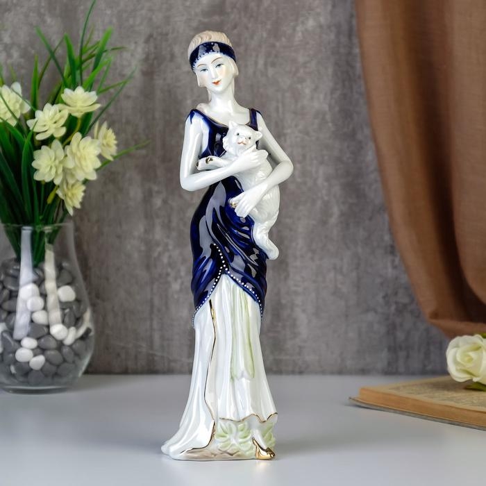 Сувенир керамика  Сувенир керамика "Девушка с кошечкой" 29,5х8,5х6 см