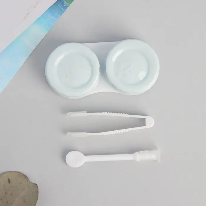 Контейнер для линз в наборе Контейнер для линз в наборе "Сияй и притягивай взгляды", 6,5 х 4,2 см