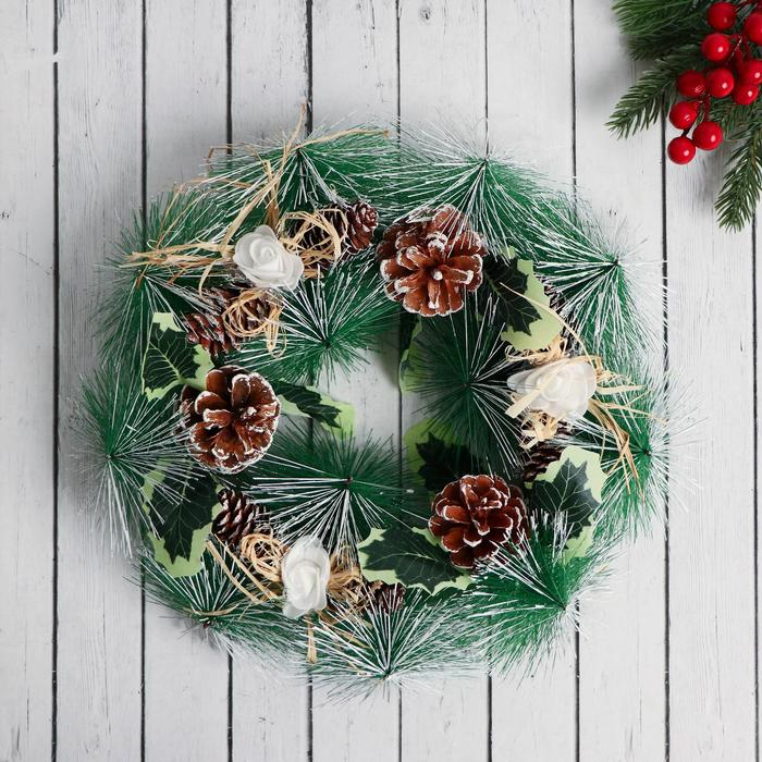 Венок новогодний d-27 см Венок новогодний d-27 см "Шишки ассорти"