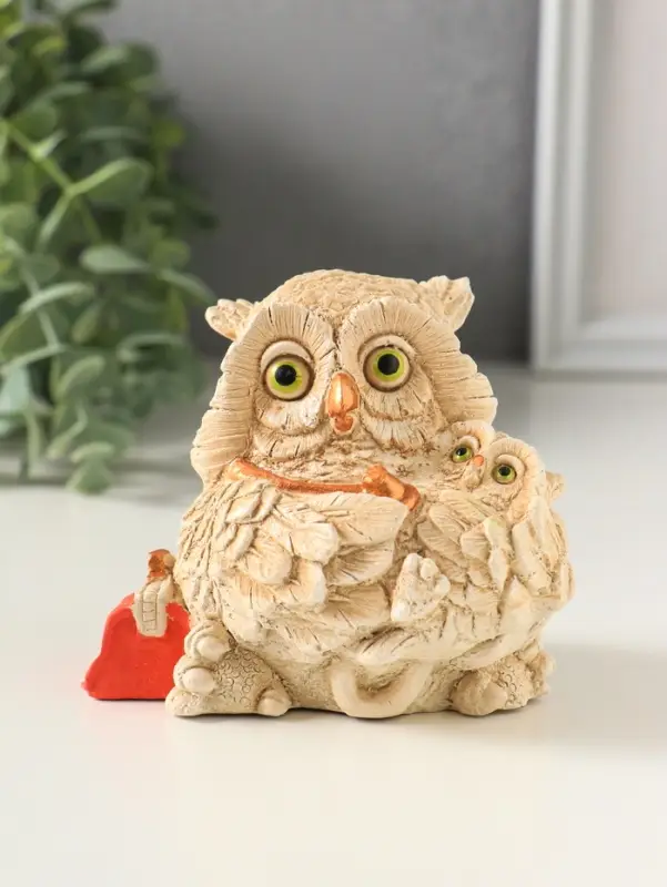 Фигурка гипс &laquo;Сова детский врач&raquo;, 8&times;9&times;7 см, слоновая кость