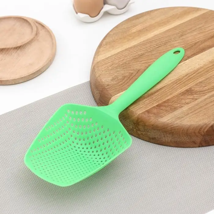 Шумовка «Идеал», пластик, 33 см, МИКС Шумовка «Идеал», пластик, 33 см, МИКС