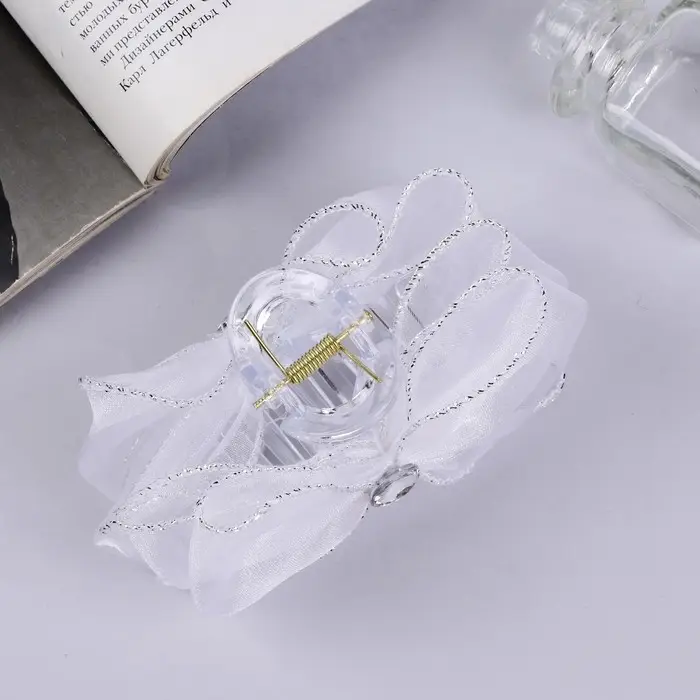 Краб для волос Краб для волос "Школьница" 12х9 см ,белый с квадратиком