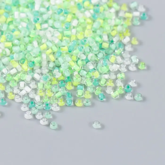 Бисер стекло 12/0  Бисер стекло 12/0 "Прозрачный. Цветная серединка. Зелёный" 10 гр