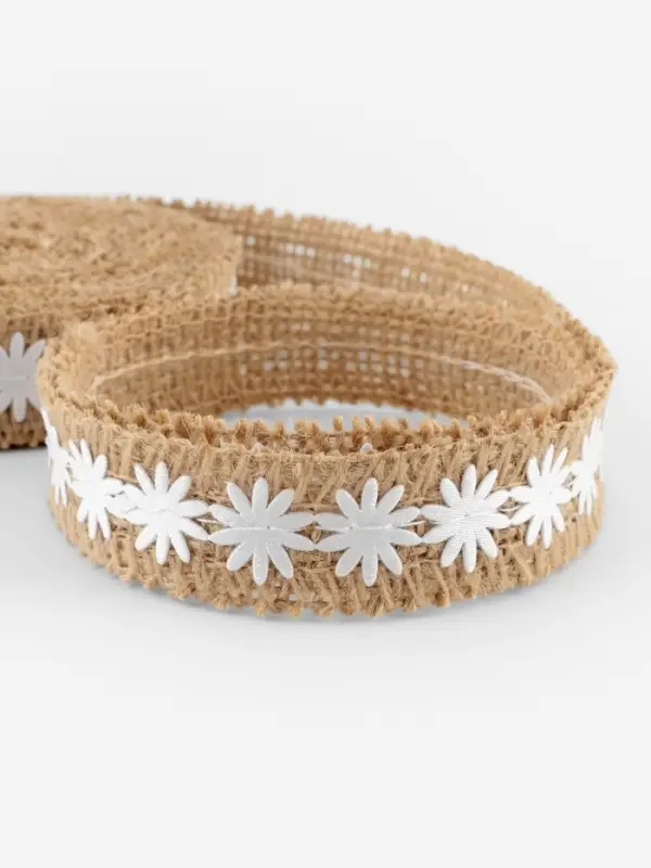 Лента холщовая &laquo;Ромашки&raquo;, натуральная, 20 мм, 4.5&plusmn;0.5 м, белая