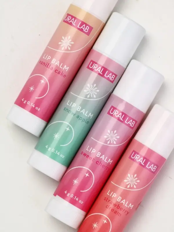 Подарочный набор новогодний Winter Fantasy, 4 бальзама и скраб для губ, URAL LAB