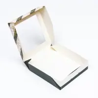 Коробка подарочная новогодняя складная с окном «Снежинка», 15×15×4 см