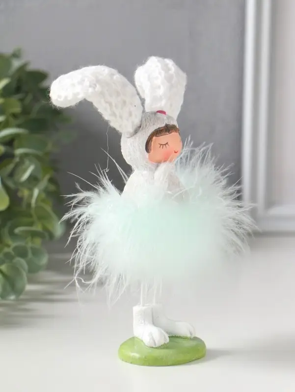 Сувенир полистоун "Малышка-зайка пушок стесняшка" 4,5х4х18 см