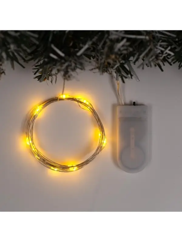 Гирлянда &laquo;Нить&raquo; 2 м роса, IP20, серебристая нить, 20 LED, свечение жёлтое, CR2032&times;2