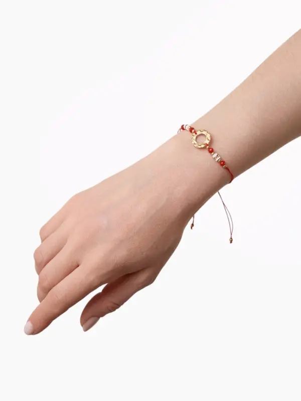 Браслет-оберег &laquo;Красная нить&raquo;, женский, защита, кольцо, бело-красный в золоте, d=6
