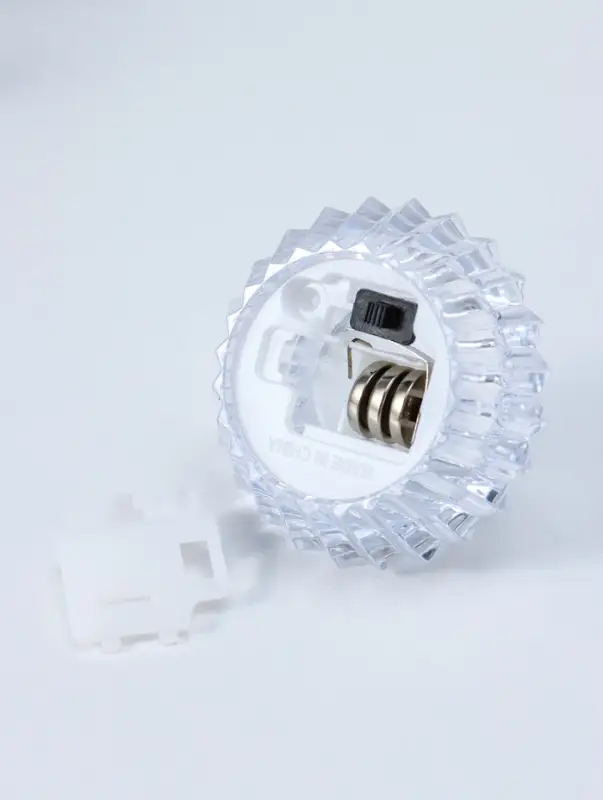 Светодиодная свеча LED "Свеча в чаше" от батареек 3хLR1130, прозрачный 6х6х4 см