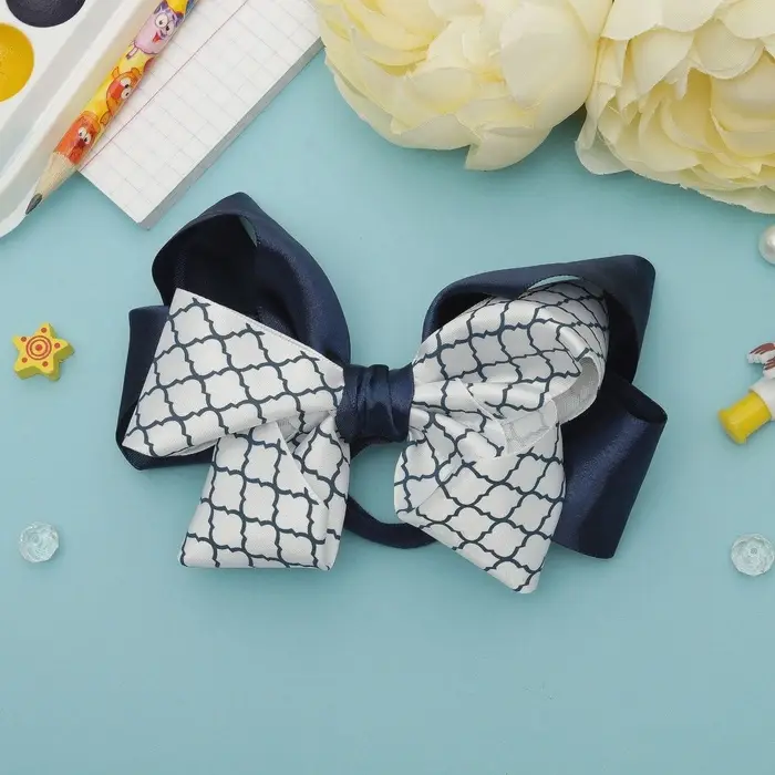 Бант для волос на резинке &laquo;Школьница&raquo;, узор, 12 см, бело-синий