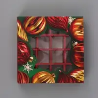 Коробка подарочная для 16 конфет &laquo;Новогодние шарики&raquo; 17.7&times;17.7&times;3.8 см