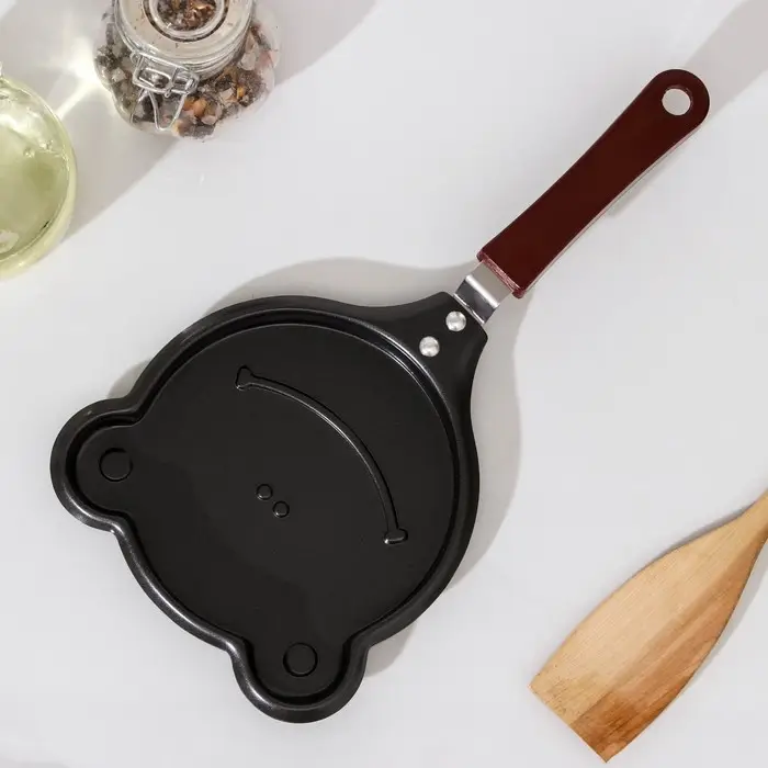 Сковорода Доляна «Лягушка», d=14 см, пластиковая ручка, антипригарное покрытие, цвет чёрный Сковорода Доляна «Лягушка», d=14 см, пластиковая ручка, антипригарное покрытие, цвет чёрный