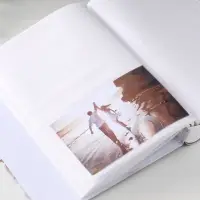 Фотоальбом на 200 фото 10х15 см "Ёлочные игрушки" в коробке тиснение серебро 6х20,5х26 см