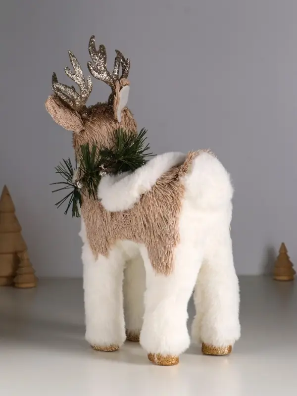 Декор  Декор "Оленёнок с золотистыми рожками, с еловым венком" 18х10х28 см