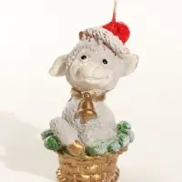 Свеча новогодняя "Овечка в корзинке" 5,5х5,5х10 см, серый