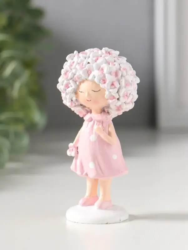 Сувенир полистоун "Малышка с цветочной шевелюрой в розовом платье" 4,5х4х9 см