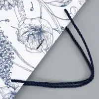 Пакет подарочный "Цветы", с бантом, 35 х 30 х 10 см