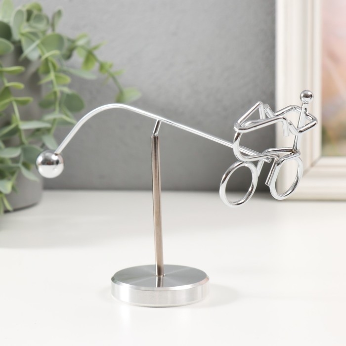 Маятник металл Маятник металл "Балансир. Велосипедист" 15,5х4,8х12,8 см