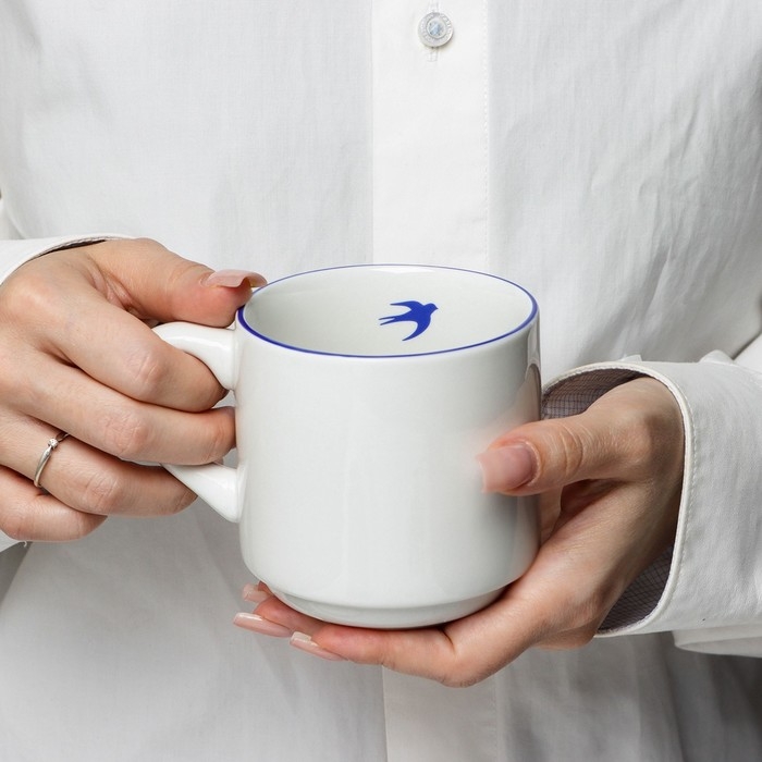 Кружка белая керамическая «Ласточка», 300 мл Кружка белая керамическая «Ласточка», 300 мл