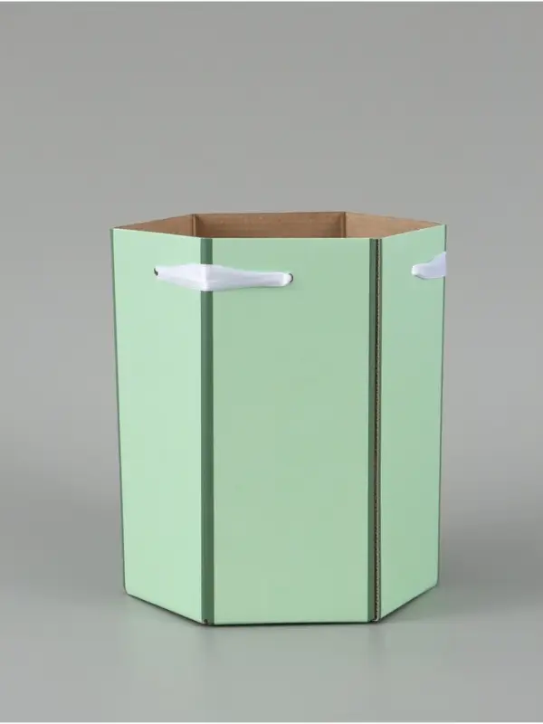 Коробка подарочная складная &laquo;С любовью&raquo;, 17&times;14.8&times;19.5 см, шестигранник