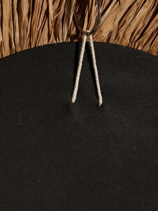 Зеркало настенное 60 см (декорировано ракушкой и бисером)