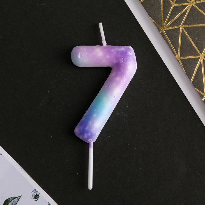 Свеча для торта, цифра «7», 5,5 х 8 см. Свеча для торта, цифра «7», 5,5 х 8 см.