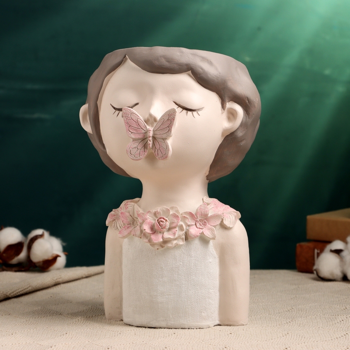 Кашпо - ваза  Кашпо - ваза "Мила с бабочкой" 27х19х17см