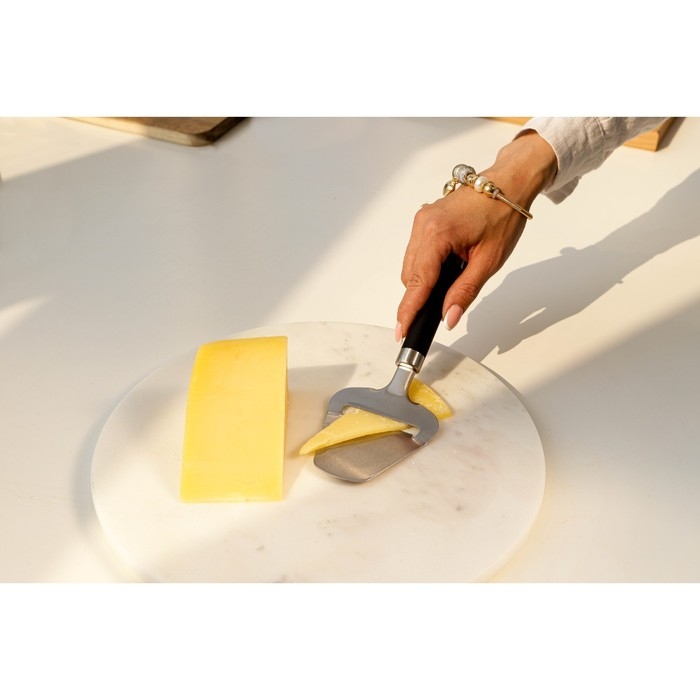 Нож для сыра Доляна Venus, 23×8 см, нержавеющая сталь, цвет чёрный Нож для сыра Доляна Venus, 23×8 см, нержавеющая сталь, цвет чёрный