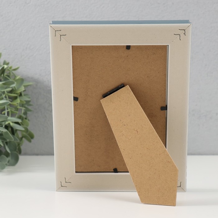 Фоторамка пластик 10х15 см Фоторамка пластик 10х15 см "Андриана" с белой полосой 15х20 см