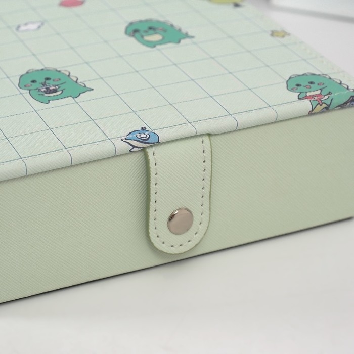 Шкатулка кожзам для украшений с зеркалом  Шкатулка кожзам для украшений с зеркалом "Динозаврики" зелёная 15х21,5х5,5 см